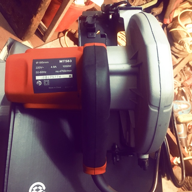 MÁY CƯA GỖ MAKTEC 583