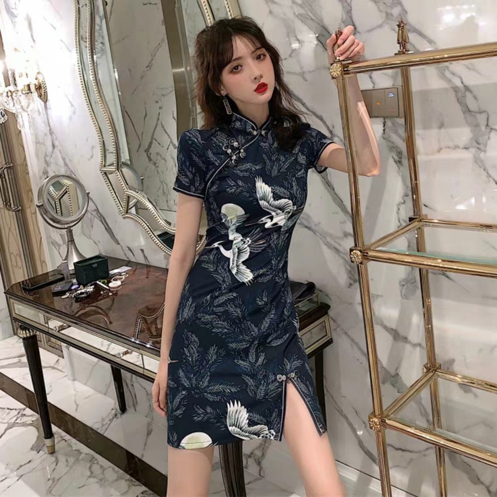 Sườn xám ngắn in hình hạc