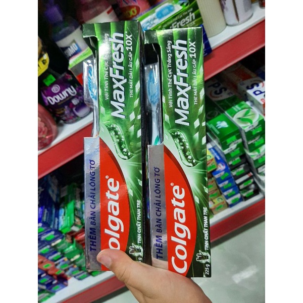 Kem Đánh Răng Colgate MAXFRESH 230G