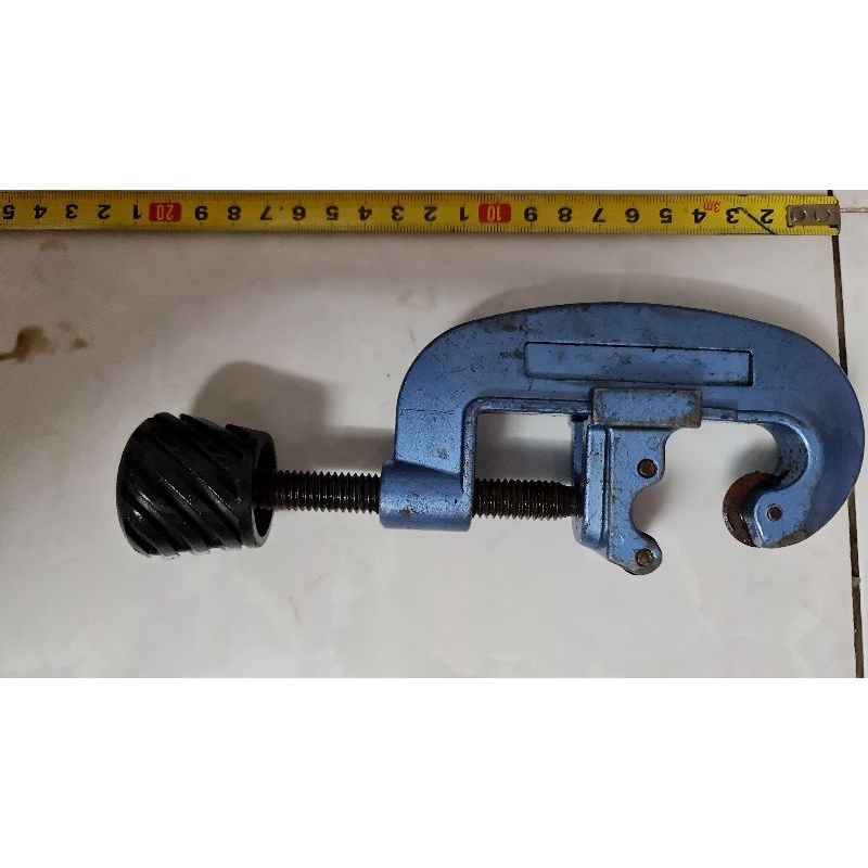 Dụng cụ cắt ống đồng, nhựa nhật bãi