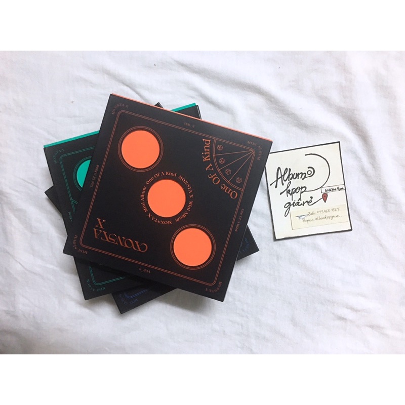 Monsta X mini Album One Of A kind đã khui seal.