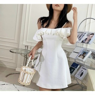 ĐẦM BÈO NGỰC TRỄ VAI