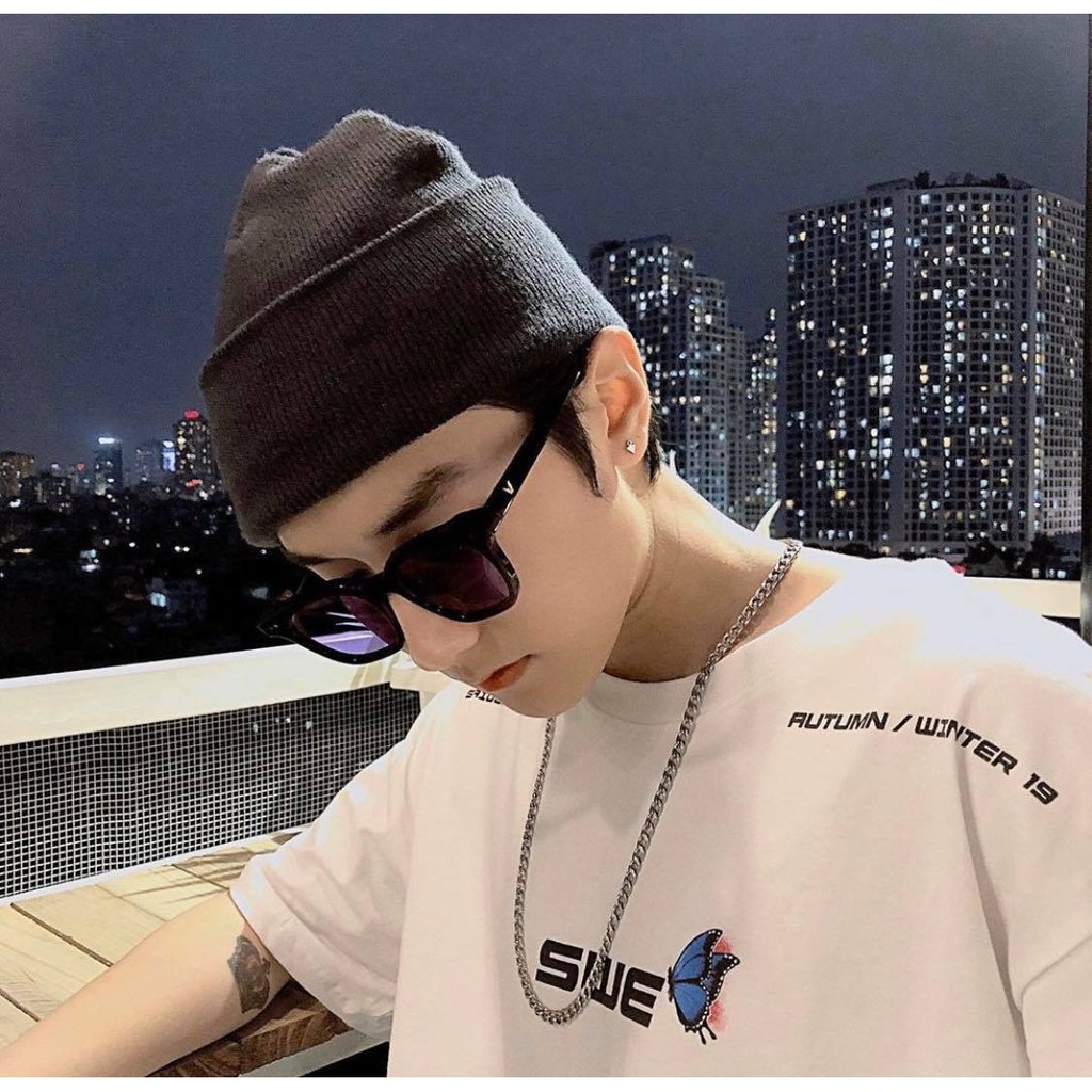 Áo thun swe bướm màu trắng | BigBuy360 - bigbuy360.vn