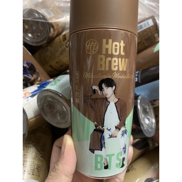 Vỏ Lon nước uống BTS Cold Brew.