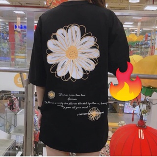Áo thun nam nữ kiểu dáng thụng tay lỡ unisex in hoa cúc to sau lưng