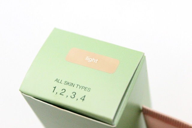 CC cream cung cấp nước hiệu chỉnh sắc da Moisture Surge CC Cream Hydrating Colour  Corrector Broad Spectrum SPF 30 | BigBuy360 - bigbuy360.vn