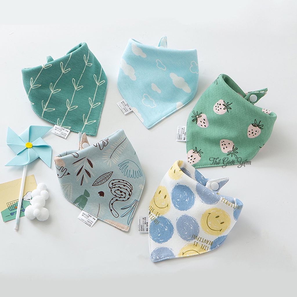 Khăn yếm quàng cổ tam giác cho bé có cúc bấm chất liệu cotton tinh khiết thoáng khí 2 lớp mềm mại Thế Giới Yếm