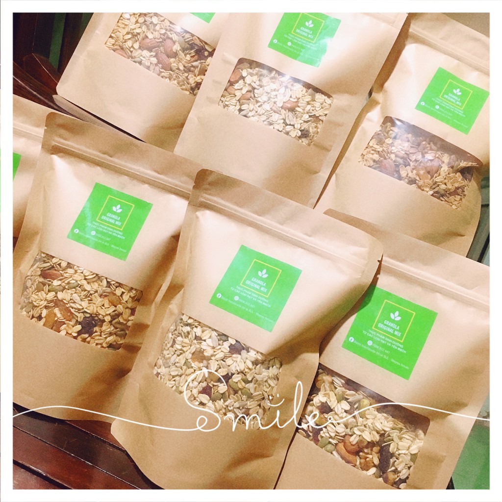 1KG GRANOLA MAYA - Mix Mật ong, quế (Các loại hạt :Óc chó, hạnh nhân, hạt dẻ cười, bí xanh, hướng dương, cranberry, nho)