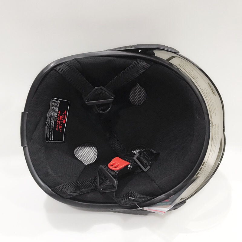 MŨ BẢO HIỂM GST 1/2 ĐẦU CÓ KÍNH