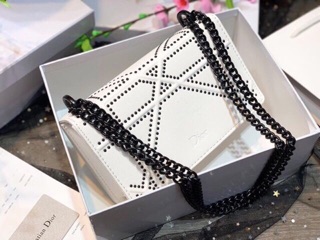 Dior drama đinh