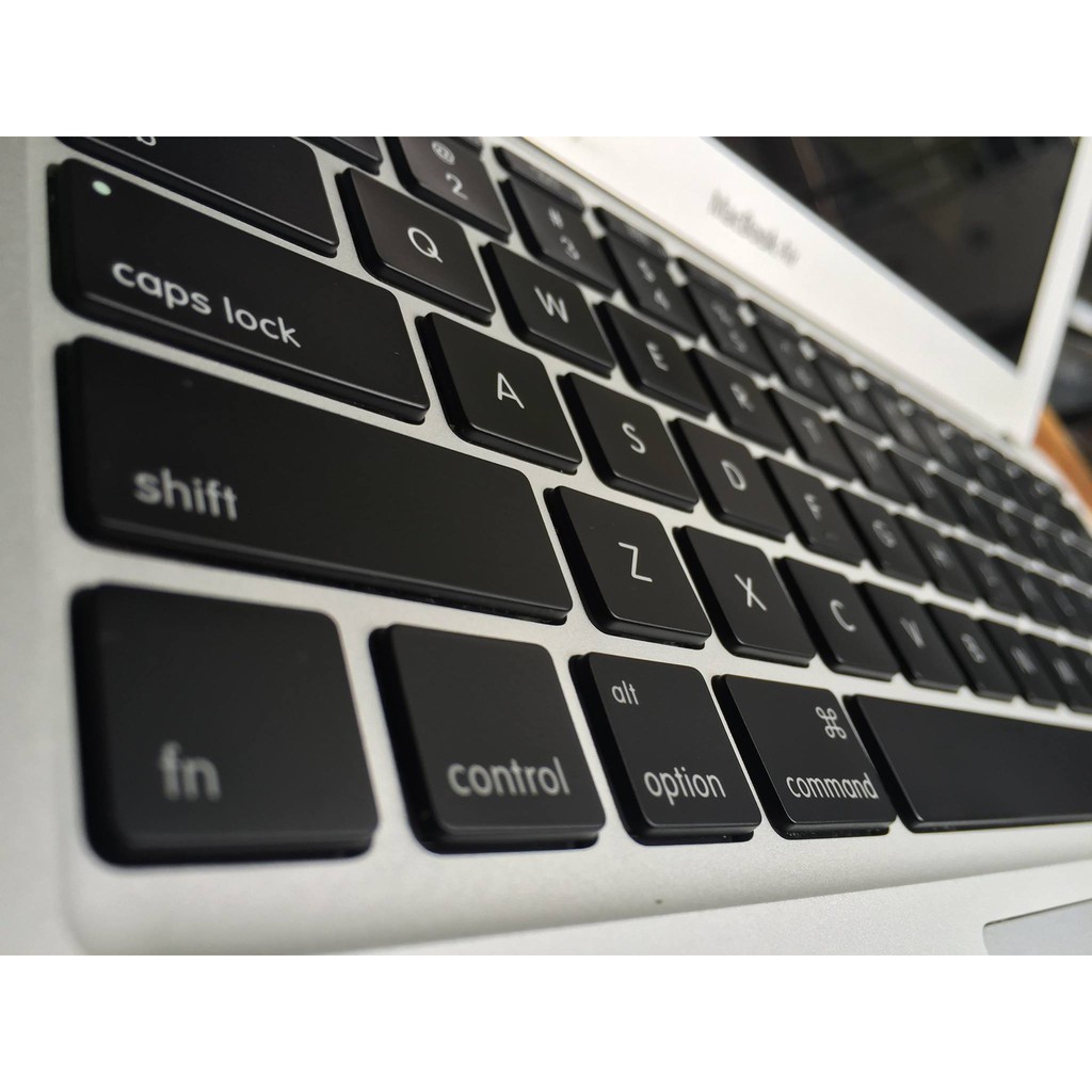 Macbook air 2014 , 13,3in, core i5 - 1,4G, 4G, 128G, giá rẻ
