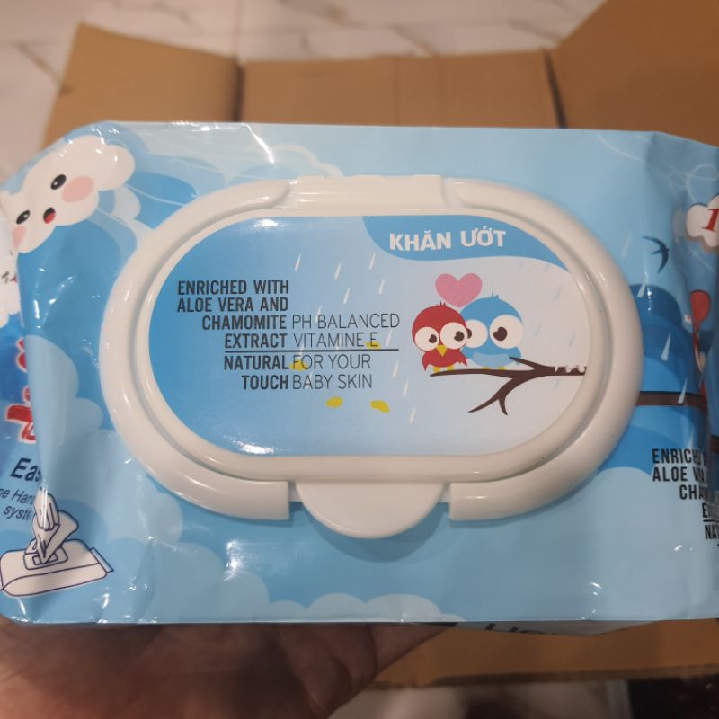 Khăn Giấy Ướt Không Mùi Hai con chim (hàn quốc) 165gr