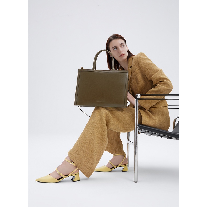 Ck2-30671296- 1 CHARLES & KEITH Túi Xách Đeo Vai / Cầm Tay Thời Trang