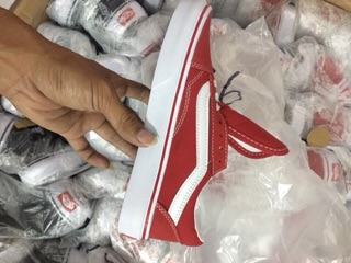 (ẢNH THẬT+VIDEO) giầy sneaker VA vải da lộn đỏ đế Trắng