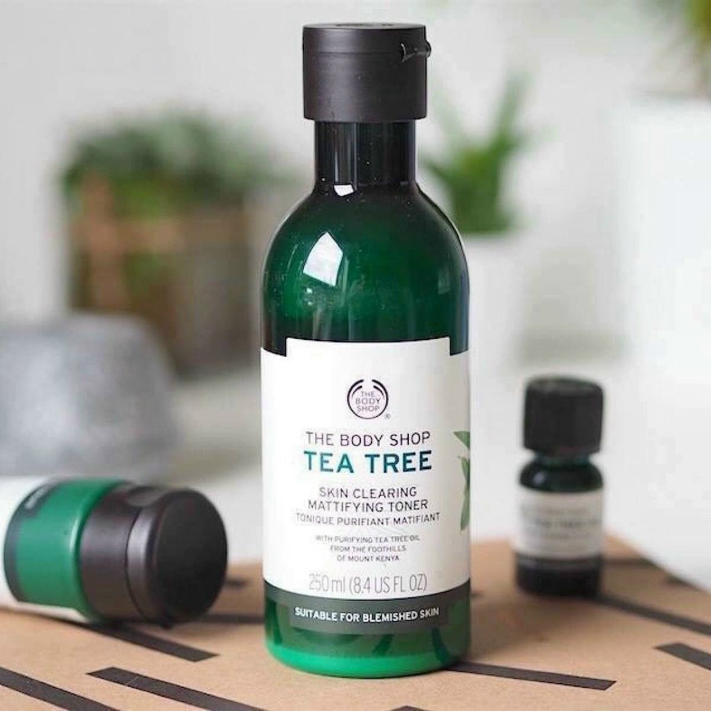 The Body Shop Tea Tree Skin Clearing Facial Wash - Sữa Rửa Mặt Cho Da Mụn 250ml (HÀNG XỊN)