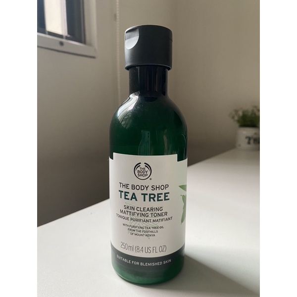 (US) Toner cho da dầu mụn The Body Shop tea tree skin clearing mattifying