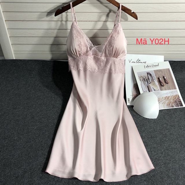 Váy ngủ lụa phối ren cao cấp 2 dây điều chỉnh , kèm mút ngực