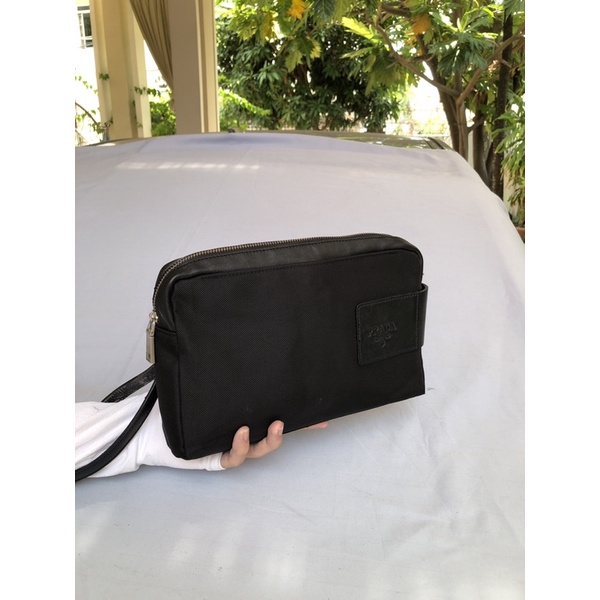 Túi chuẩn si. Túi qua sử dụng. Khách vui lòng xem hình nếu muốn biết thêm thông tin sản phẩm mời khách vô chat . Thanks.