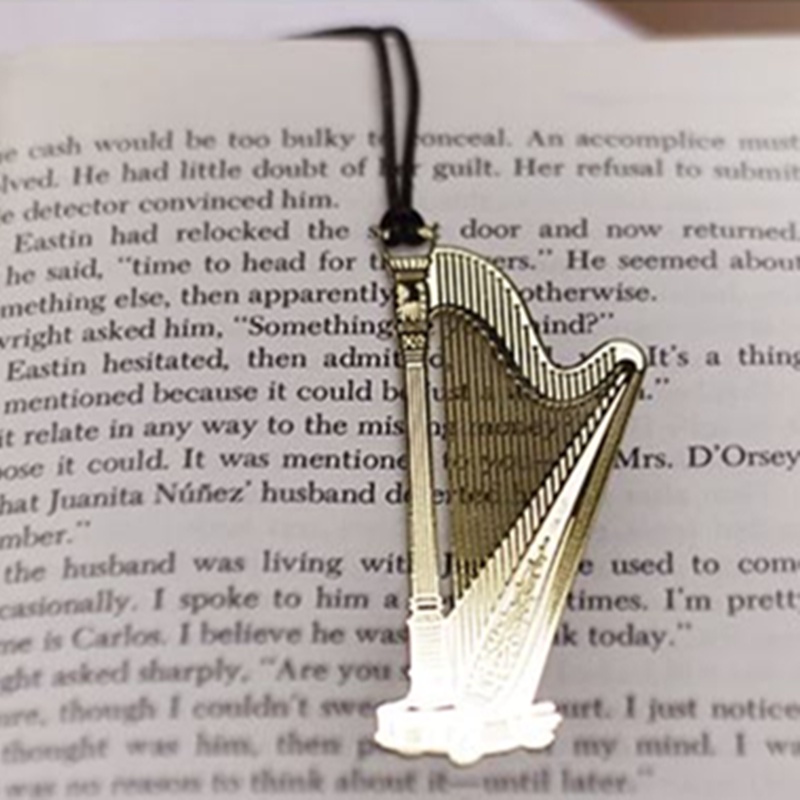 1 Dụng Cụ Đánh Dấu Trang Sách Mạ Vàng 18K Hình Chiếc Lá Tiện Dụng C6832