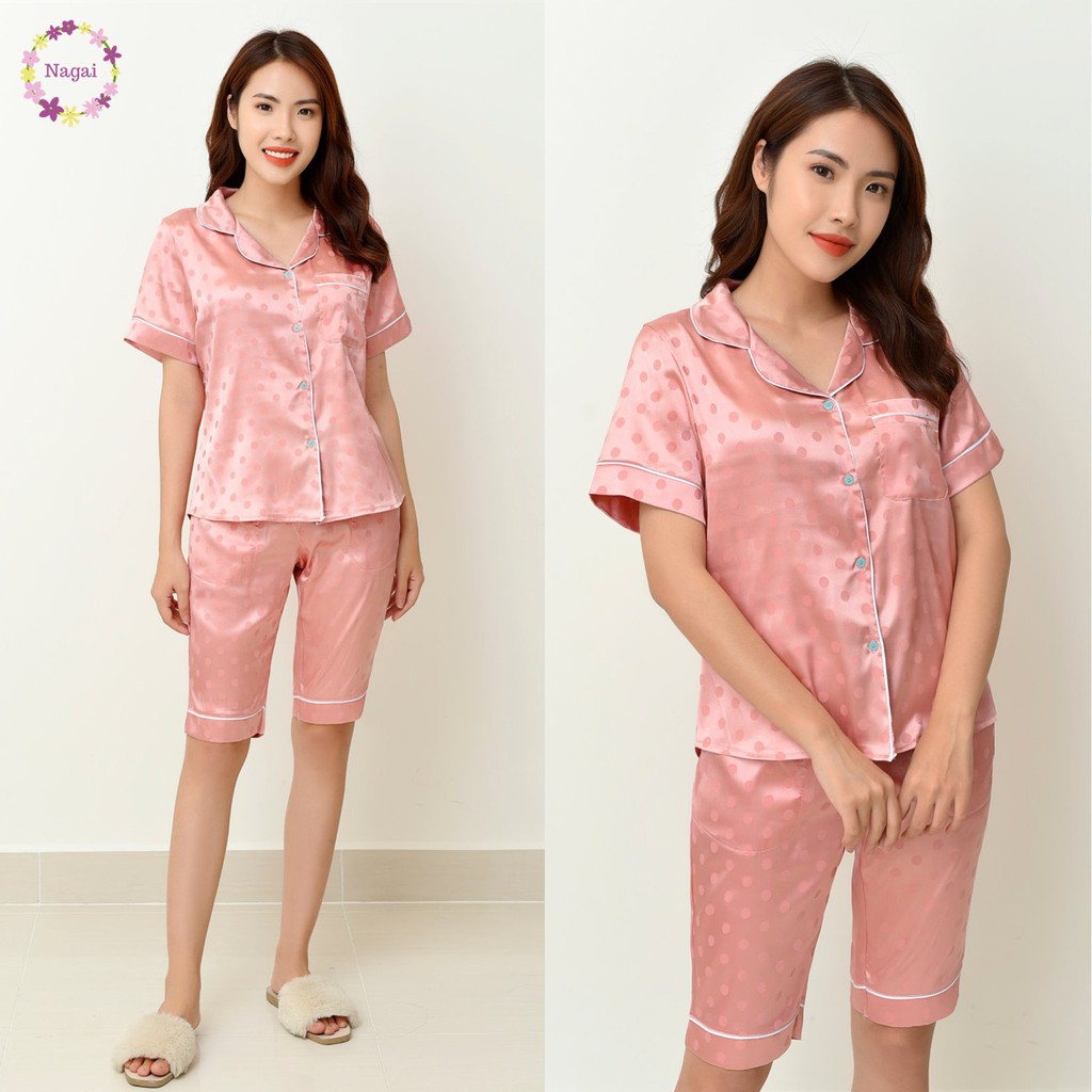 Bộ đồ pijama đùi ngắn tay mặc nhà lụa satin họa tiết chấm bi cao cấp