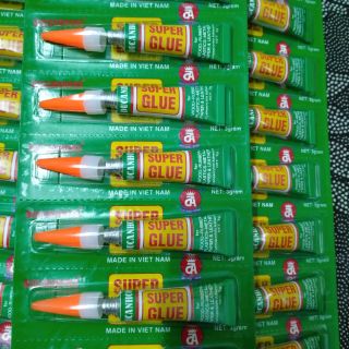 Vỉ  có 12 tuýp Keo dán đa năng super glue