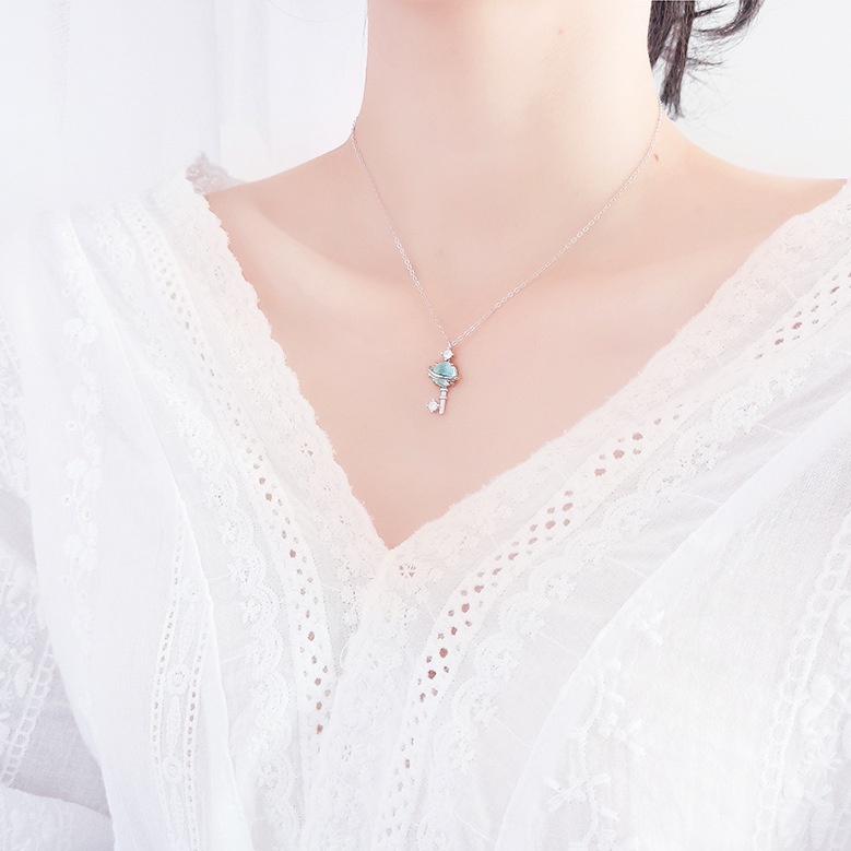 Dây chuyền đính đá DC05 100% titan nguyên chất cho cô nàng thanh lịch