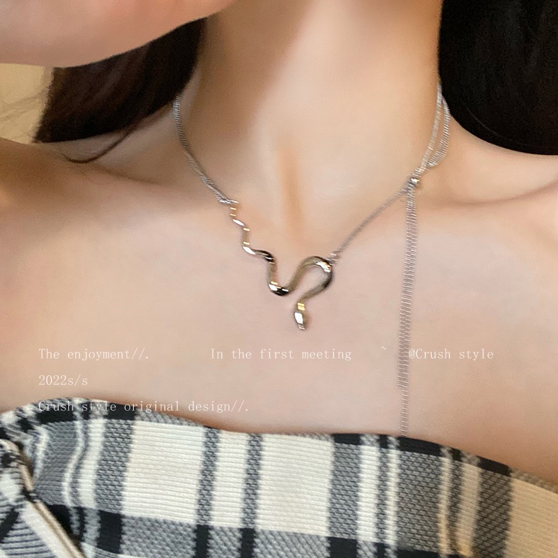 Vòng cổ Mạ Bạc Hình Rắn Đơn Giản Cho Nữ