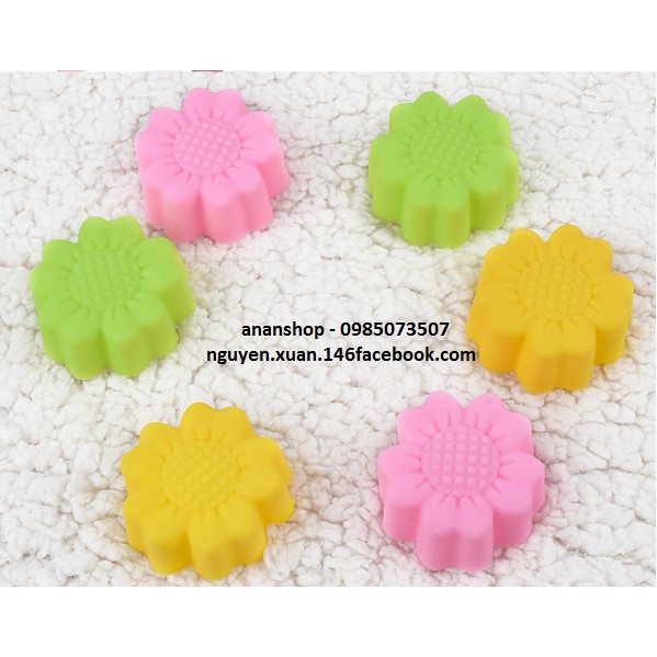 10 Khuôn silicon cupcake 5cm (Nhiều hình)