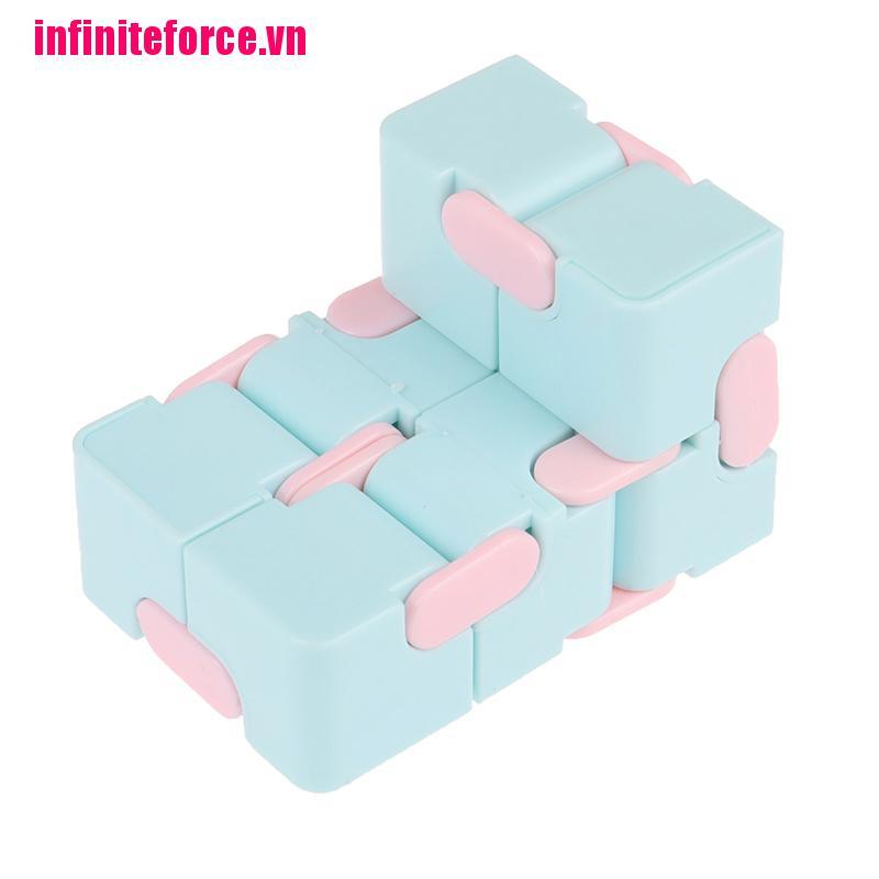 Khối Rubik Infinity Cube Giúp Giải Tỏa Căng Thẳng