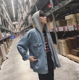 ÁO KHOÁC JEANS PHỐI NÓN XÁM