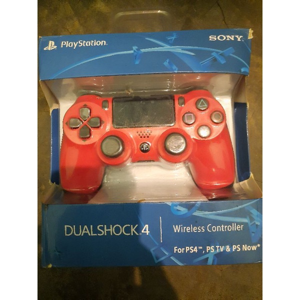 Tay cầm chơi game Sony dualshock 4.