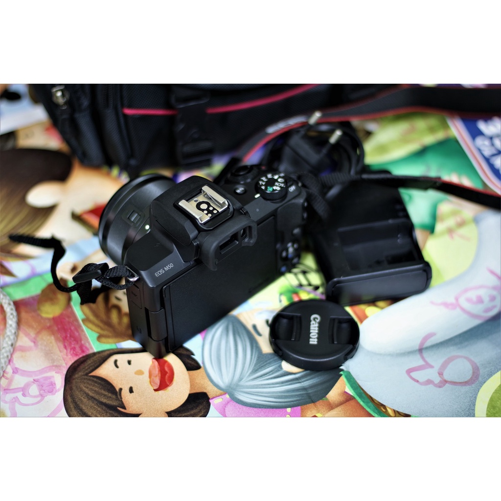 Máy Ảnh Canon EOS M50 + Kit 15-45mm như mới chính hãng LBM