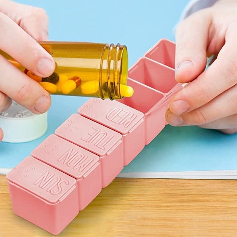 Hộp đựng thuốc bằng nhựa chia 7 ngày tiện lợi