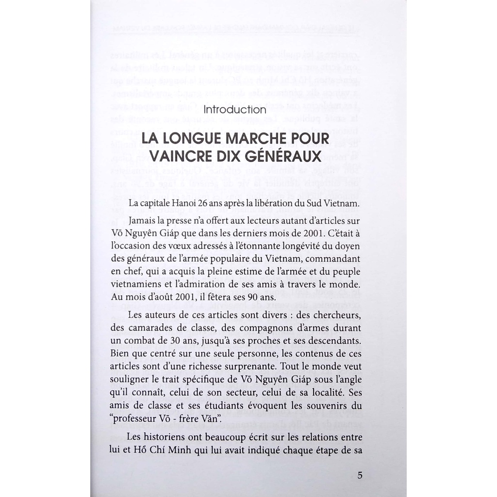 Sách Tổng Tư Lệnh Đại Tướng Võ Nguyên Giáp (Tiếng Pháp) - Commandant En Chef De I'Armée Populaire Du Vietnam