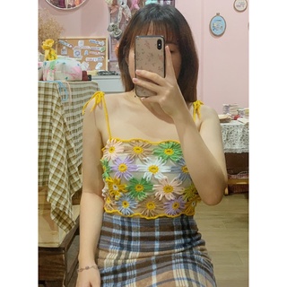 Áo croptop móc len hoa MADEBYTIM