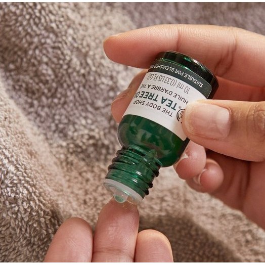 The Body Shop Tea Tree Oil - Tinh Dầu Tràm Trà Giảm Mụn 10ml