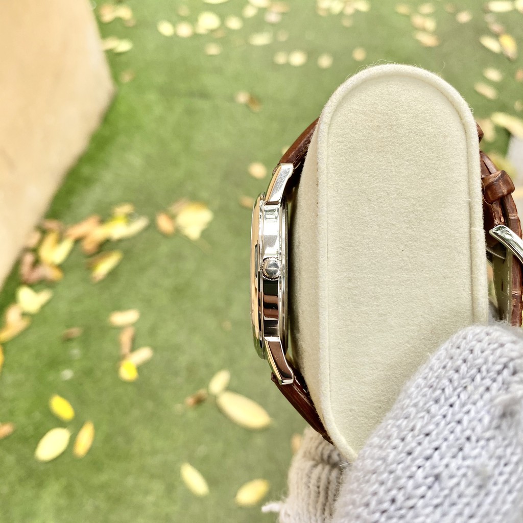 Đồng Hồ NAM OM031 DÂY DA Mặt TRẮNG Chống Xước, Chống Nước TUYỆT ĐỐI  - TẶNG Ví Da, 1 Vòng Đá tỳ Hưu + 2 pin AG4 | BigBuy360 - bigbuy360.vn