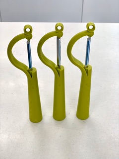 Dụng cụ gọt vỏ Tupperware