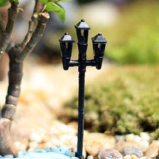 Phụ kiện tiểu cảnh - Cột đèn đường trang trí