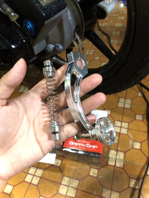 Càng Thắng Sau Nhôm CNC Mẫu Salaya Cho Xe Máy  - Shop Đồ Chơi Xe Máy