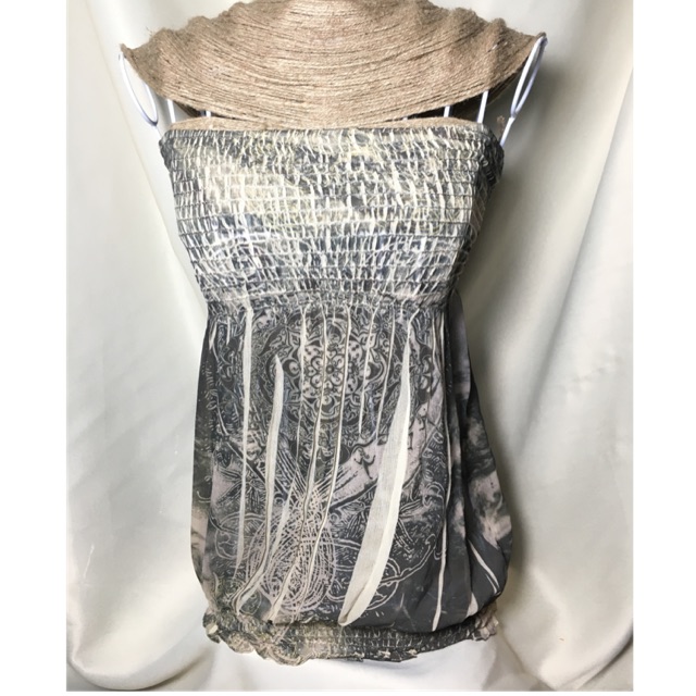 Áo ống nhún bèo Joyce Leslie size L-used