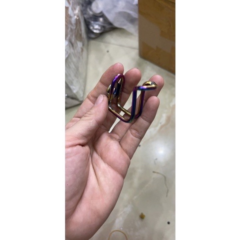 Móc treo Đồ Xe Máy Titan Mẫu K5 Mỏ Vịt Hàng Cao Cấp Tặng Full Phụ Kiện