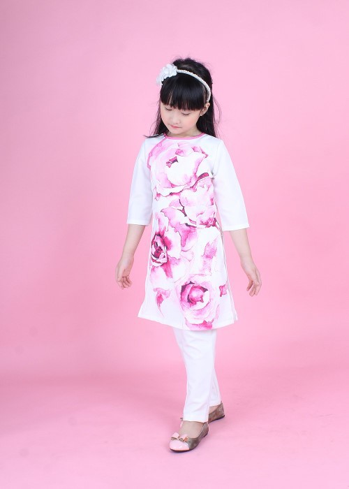 Áo dài hoa hồng lụa bé gái Jadiny