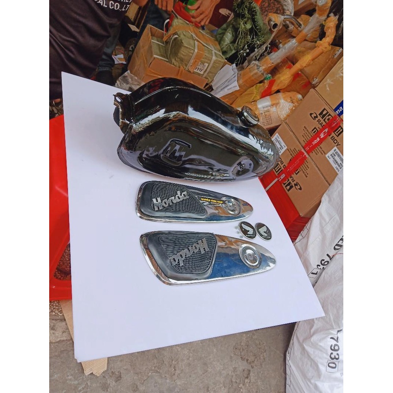 Thùng xăng xe 67 kèm nẹp và nắp=combo 1 thùng+cặp nep+1 nắp