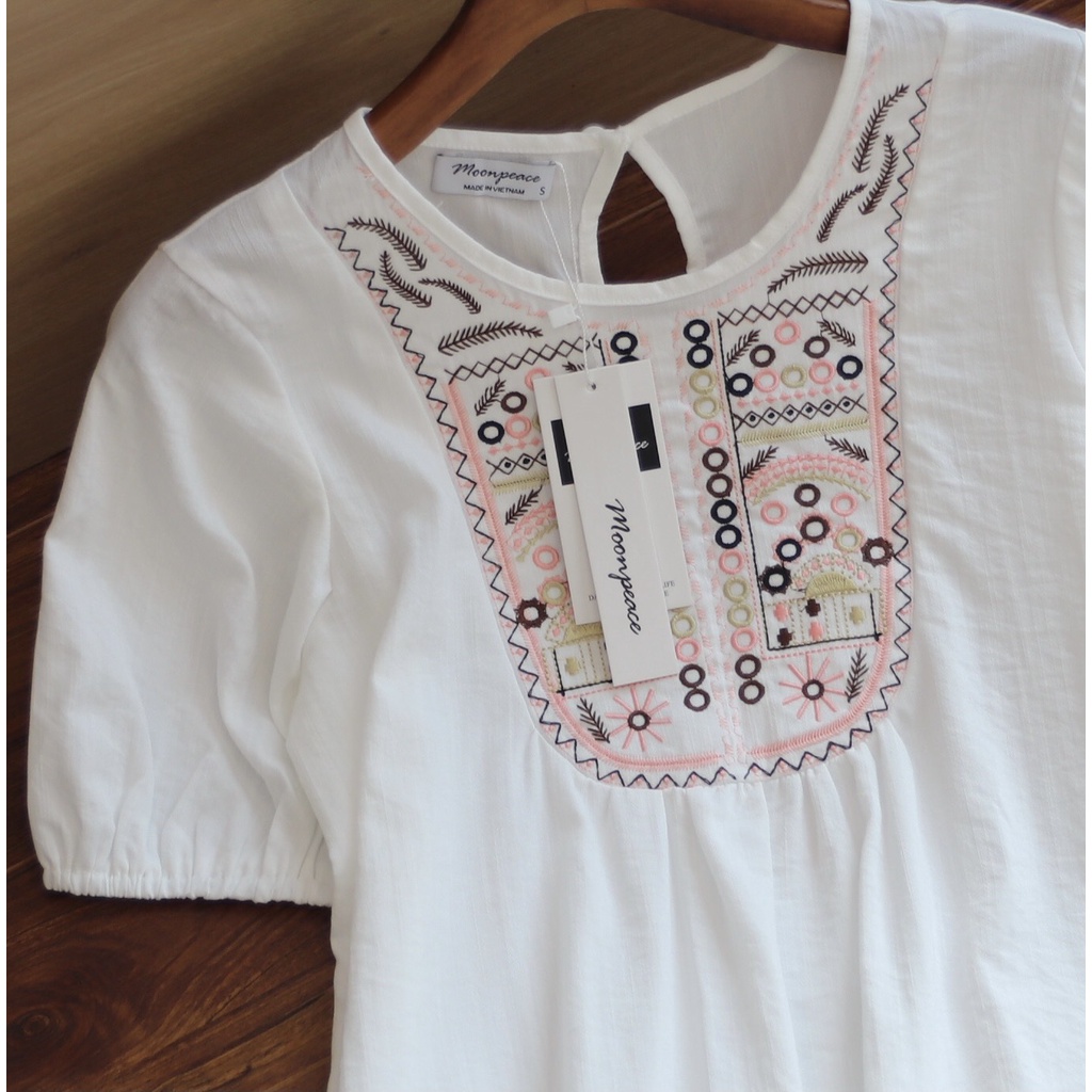 Đầm thêu hoạ tiết - Chất vải cotton xịn siêu mềm