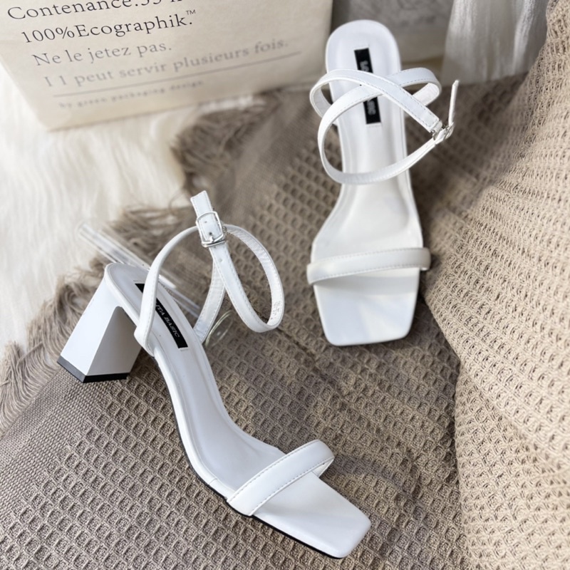 Sandal quai ngang 7cm