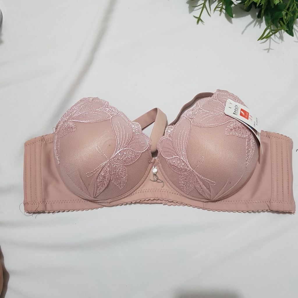 Áo Lót giày nâng cho các mẹ mạc dài loại không gọng, mút giày  4 cm đẹp 885