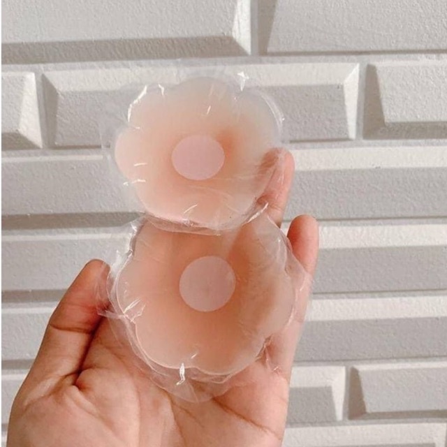 2 Miếng dán nhũ hoa hàng loại đẹp dán chắc không đau không bết dính