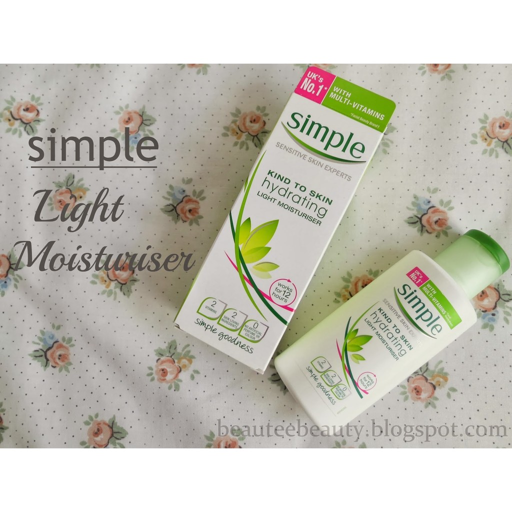 Kem dưỡng ẩm Simple Hydrating Light Moisturiser 125 ml