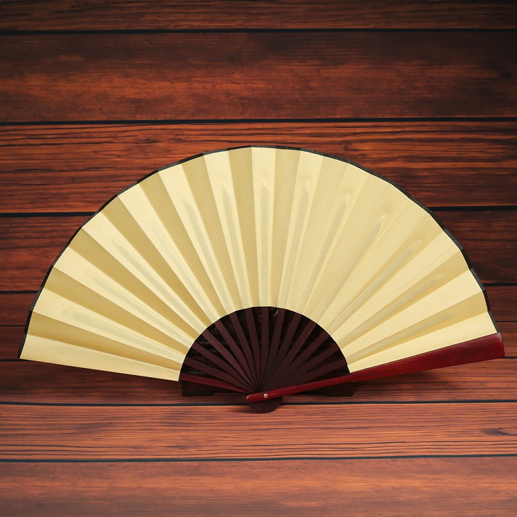 Quạt Nan Tre Bọc Vải Rất Đẹp